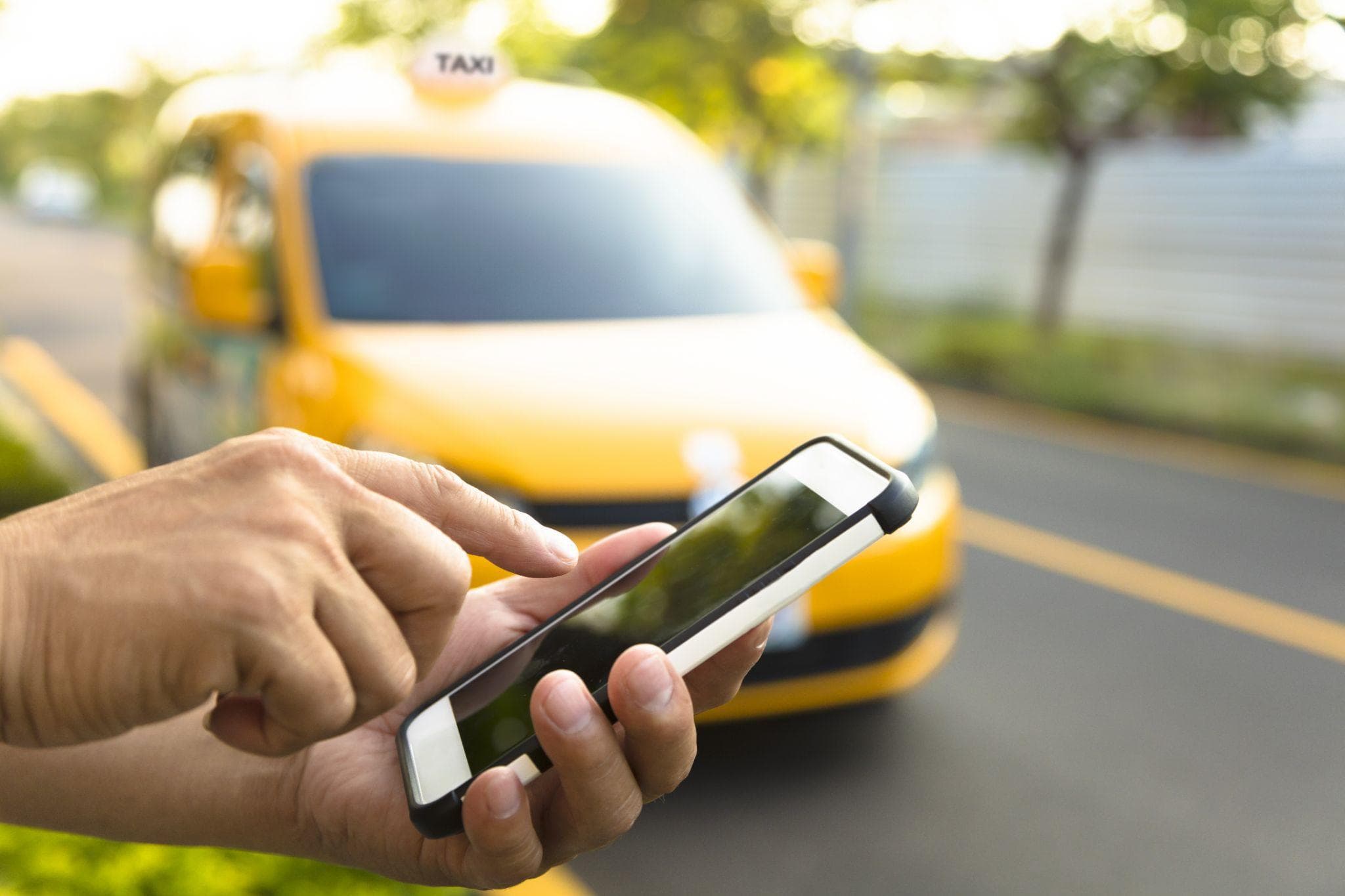 Exploring the Benefits of Planning Your Airport Transfer Ahead of Time